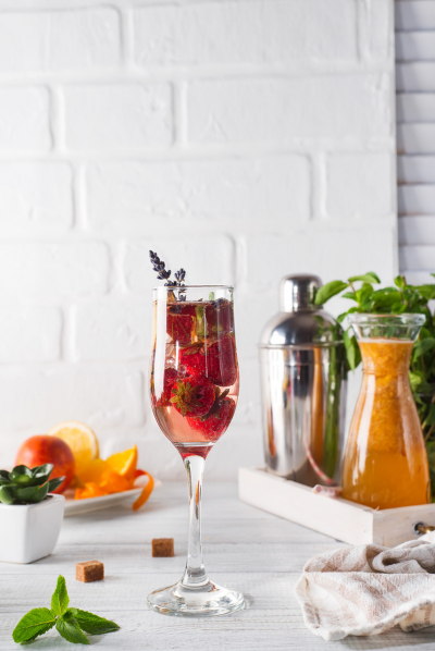 Eisgekühlter Sommerdrink